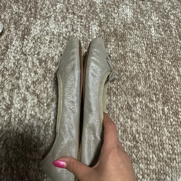 Chanel Cream Flats with Bow Detail - Picture 6 of 8